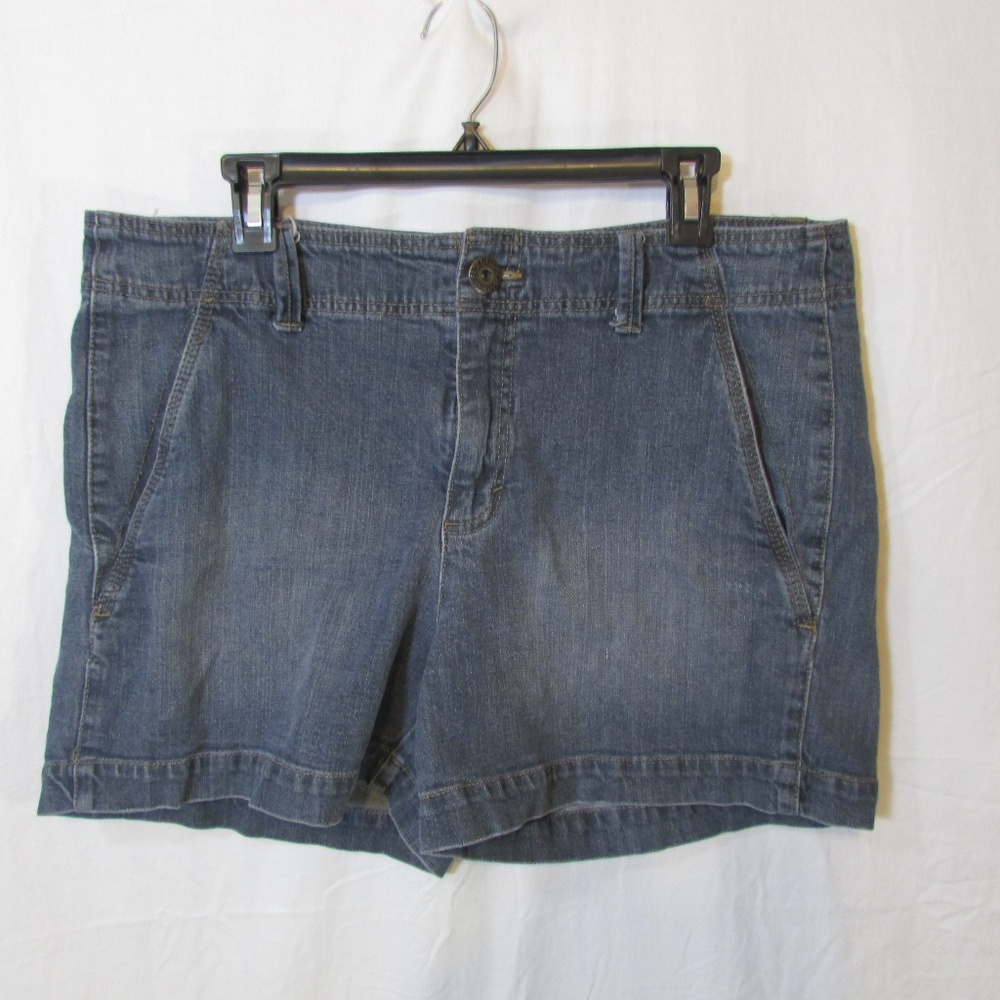 Size 16 Stretch Denim Shorts